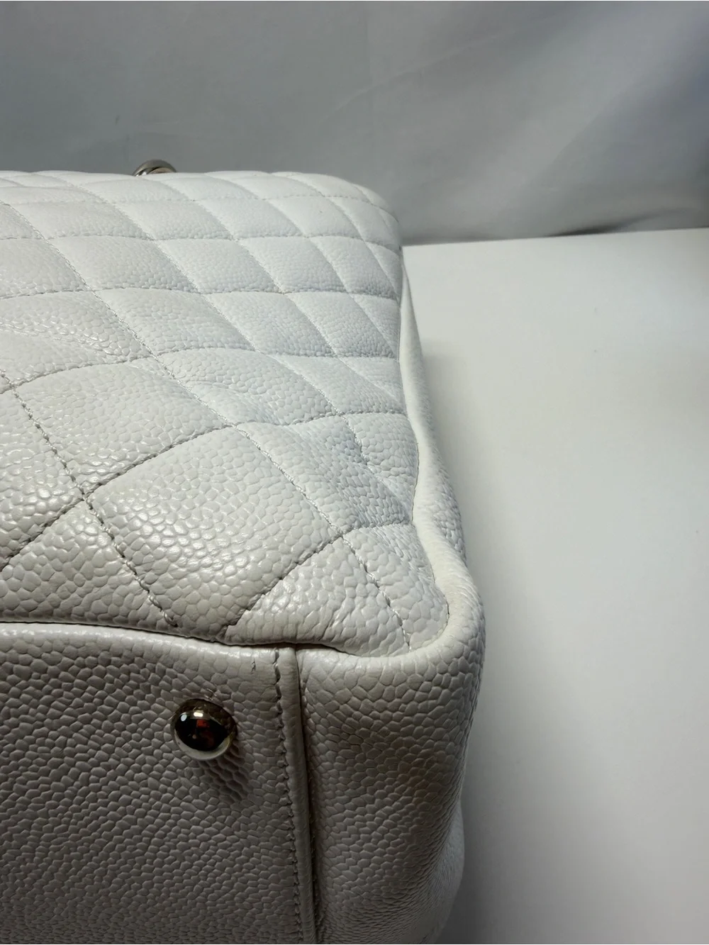 CHANEL classic quilted